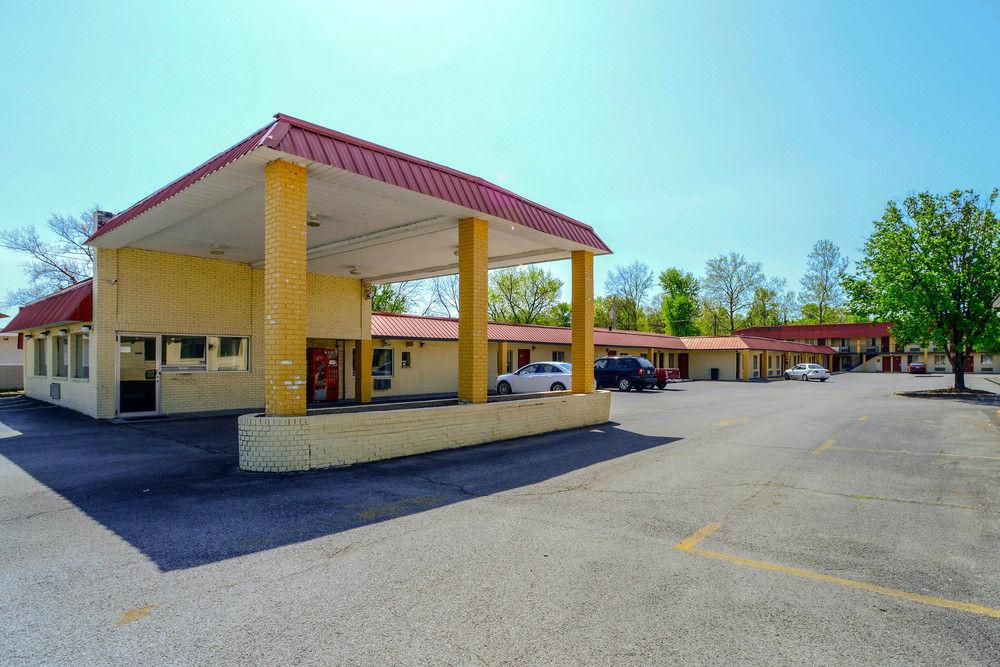 Econo Lodge Inn & Suites Carbondale Extérieur photo