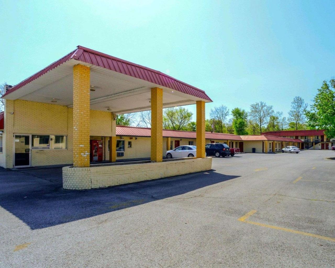 Econo Lodge Inn & Suites Carbondale Extérieur photo
