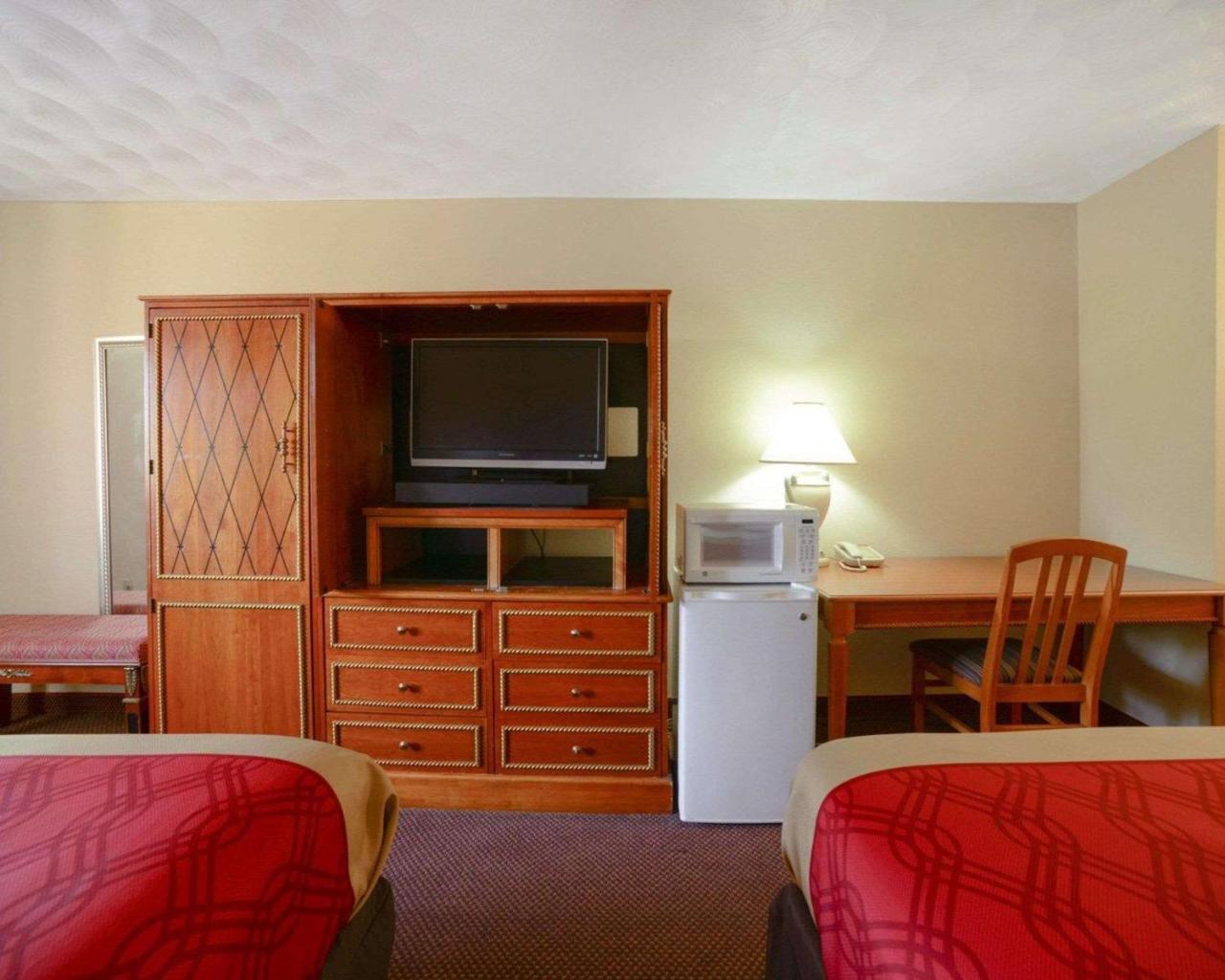 Econo Lodge Inn & Suites Carbondale Extérieur photo