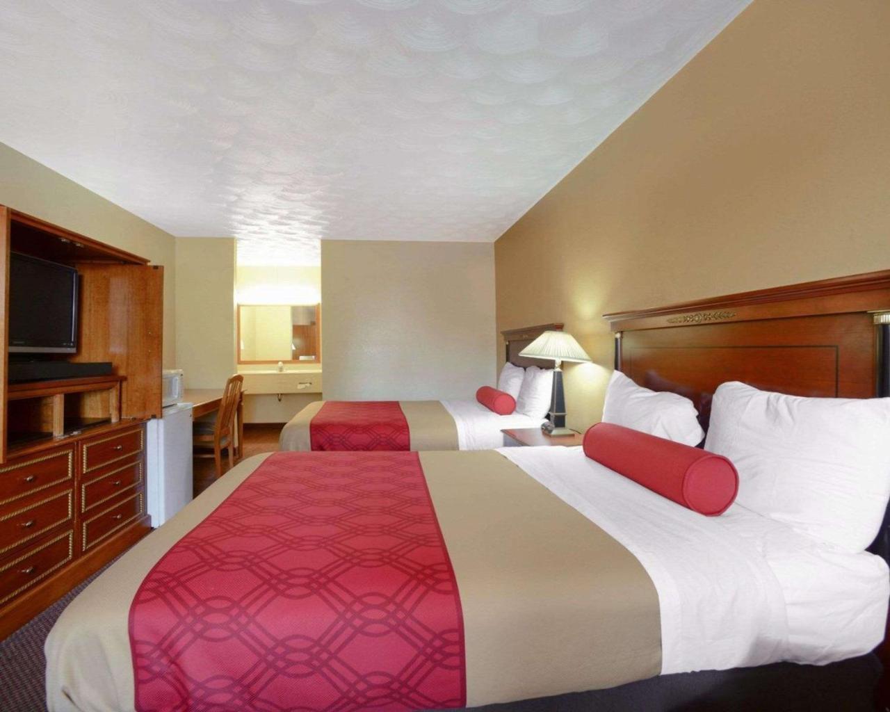 Econo Lodge Inn & Suites Carbondale Extérieur photo